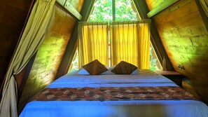Family Room | Free WiFi - Balkondes Saka Pitu (Borobudur)