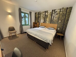 Deluxe Double Room, Private Bathroom, Courtyard View | In-room safe, blackout drapes, soundproofing, free WiFi