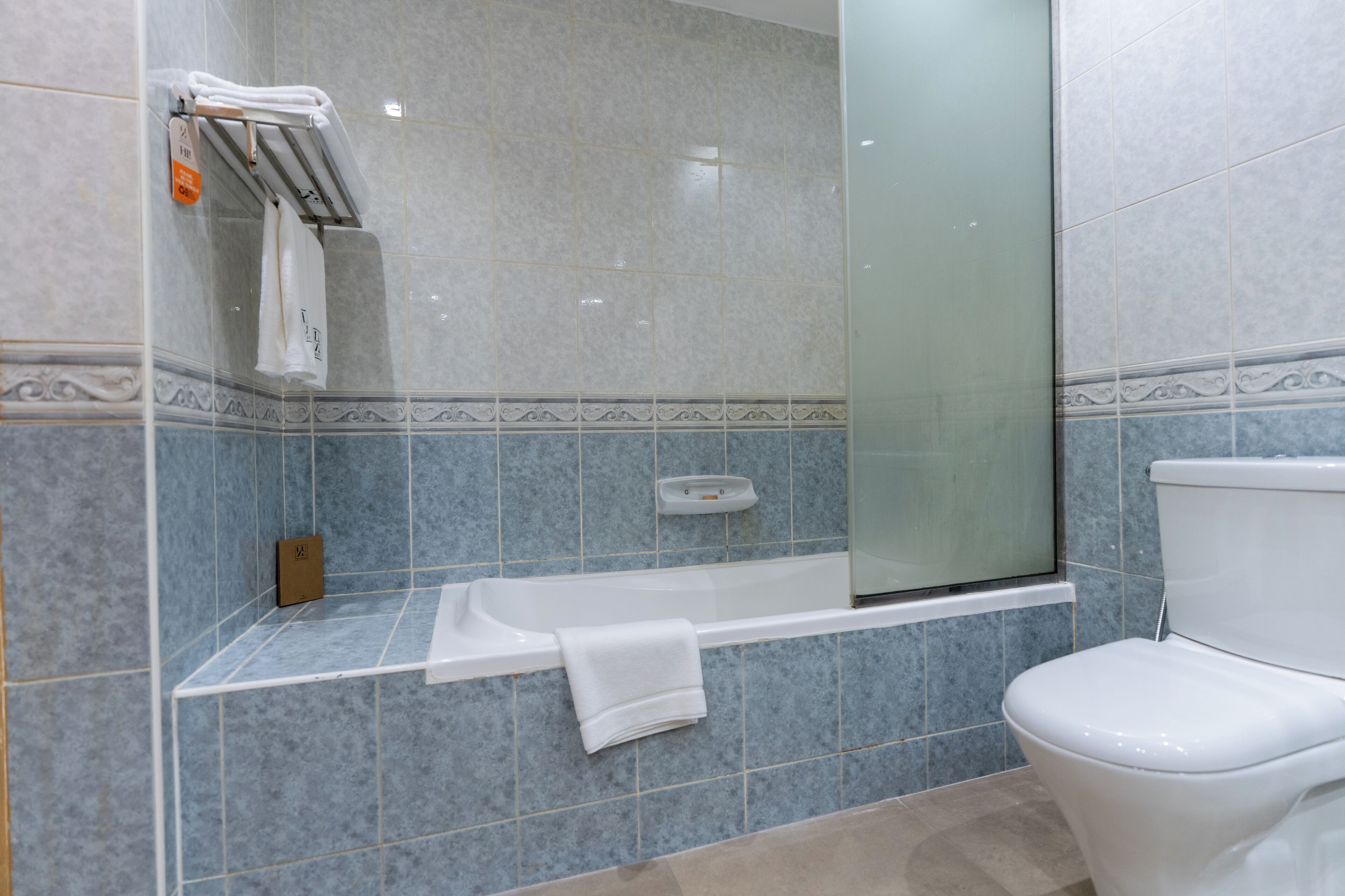 The Luxe Suite