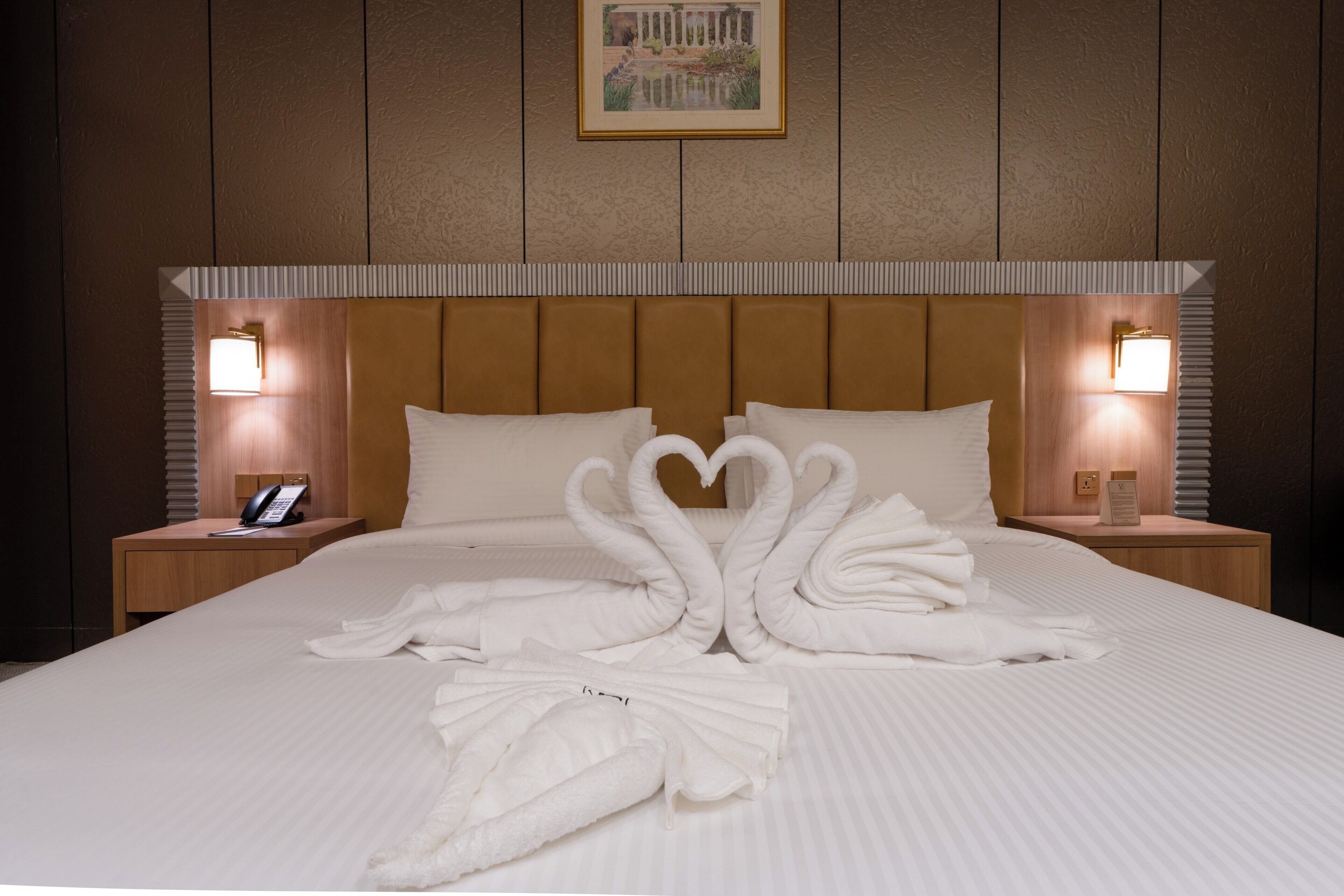Grand Suite King | Premium bedding, pillowtop beds, minibar, in-room safe