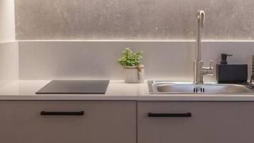 House, 1 Bedroom (Primo) | Private kitchen | Stovetop, espresso maker, coffee/tea maker, cookware/dishes/utensils