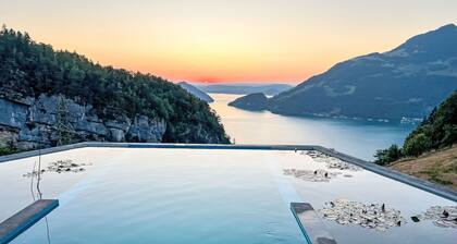 Villa Tauris Lake Lucerne Spa, Pool & Views by Interhome