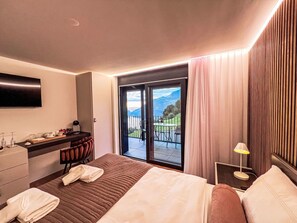 5 chambres, accès Internet
