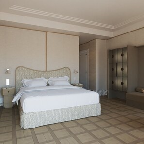 Quarto casal ou duplo superluxo, vista para o lago | Cofres nos quartos, escrivaninha, cortinas blackout