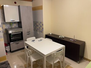 Dining - Appartamento 50 meters (Salerno)