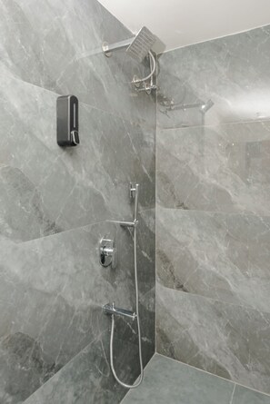 Suit Room | Bathroom | Free toiletries, hair dryer, towels, soap - Hsquare Prime Stay (Mumbai)