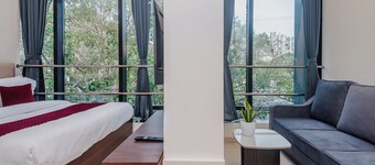 Hsquare Prime Stay