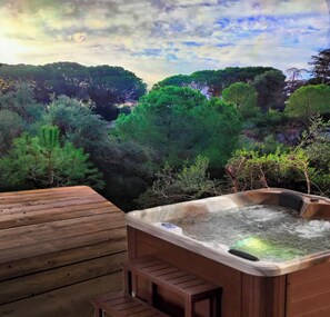 Outdoor spa tub - Dimora Ciatumari - Quiete Sea Scents of Sicily (Sicilia)