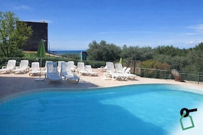 Outdoor pool - Hotiday Vico Equense Beach (Vico Equense)