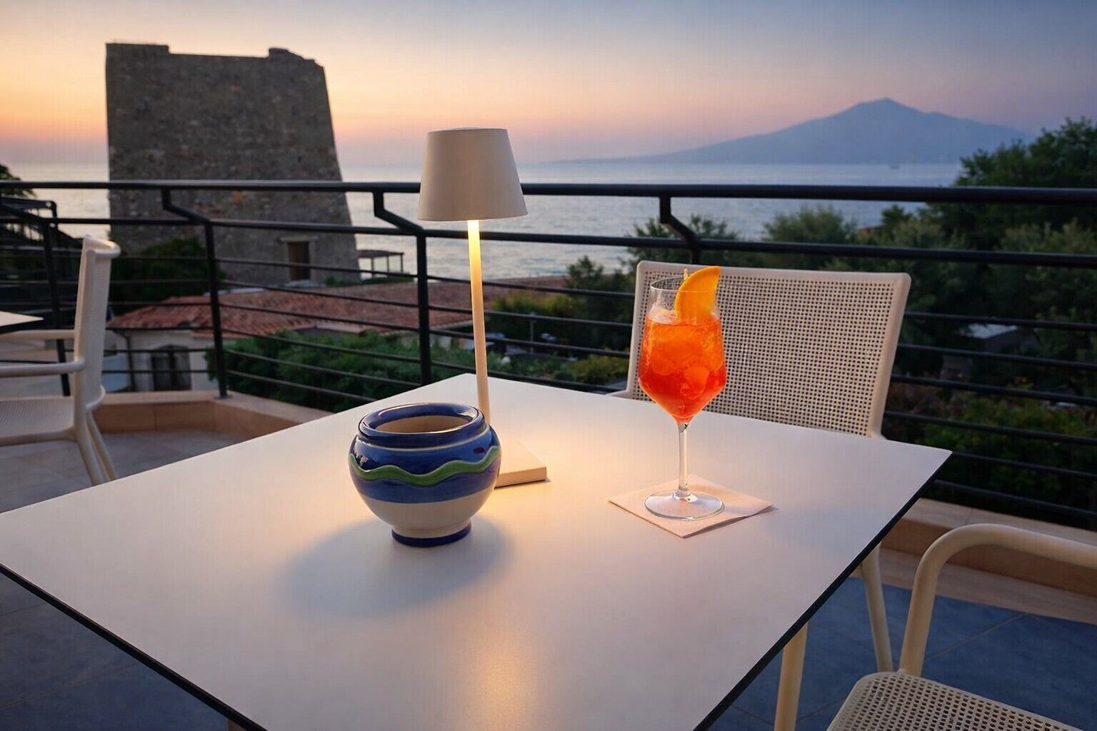 屋外ダイニングエリア