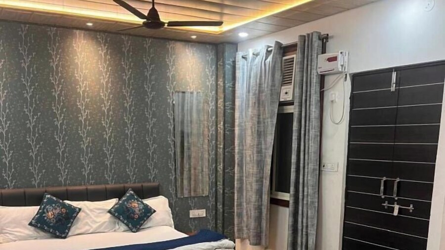 Ganga View Shree Ishan Dev Inn
