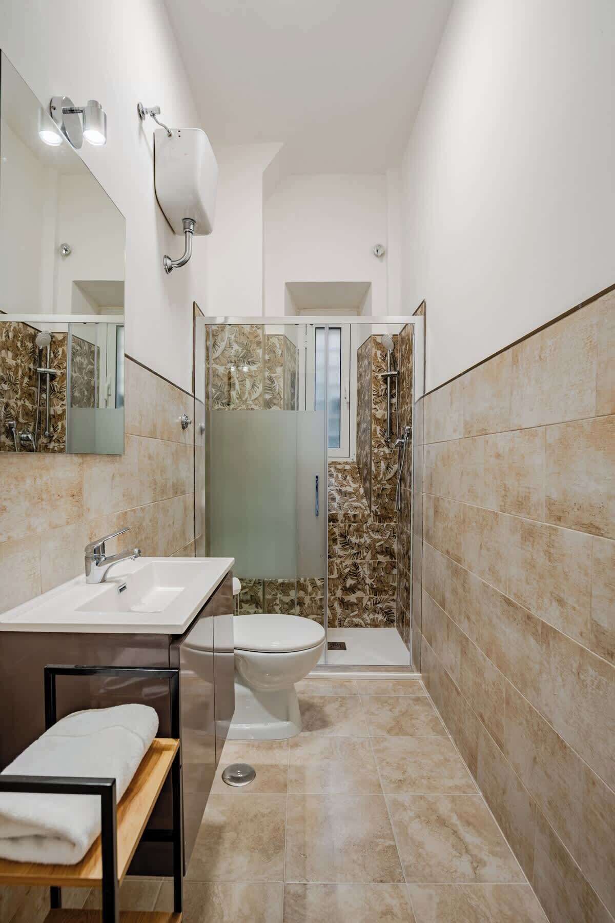 Shower, hair dryer, shampoo