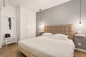 1 bedroom, in-room safe, desk, iron/ironing board - By the Castle | Cozy & Comfy | Family-Friendly (Lisboa)