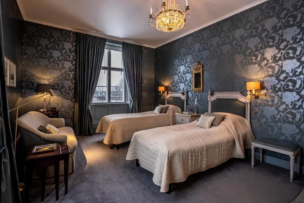 Double or Twin Room | Free WiFi