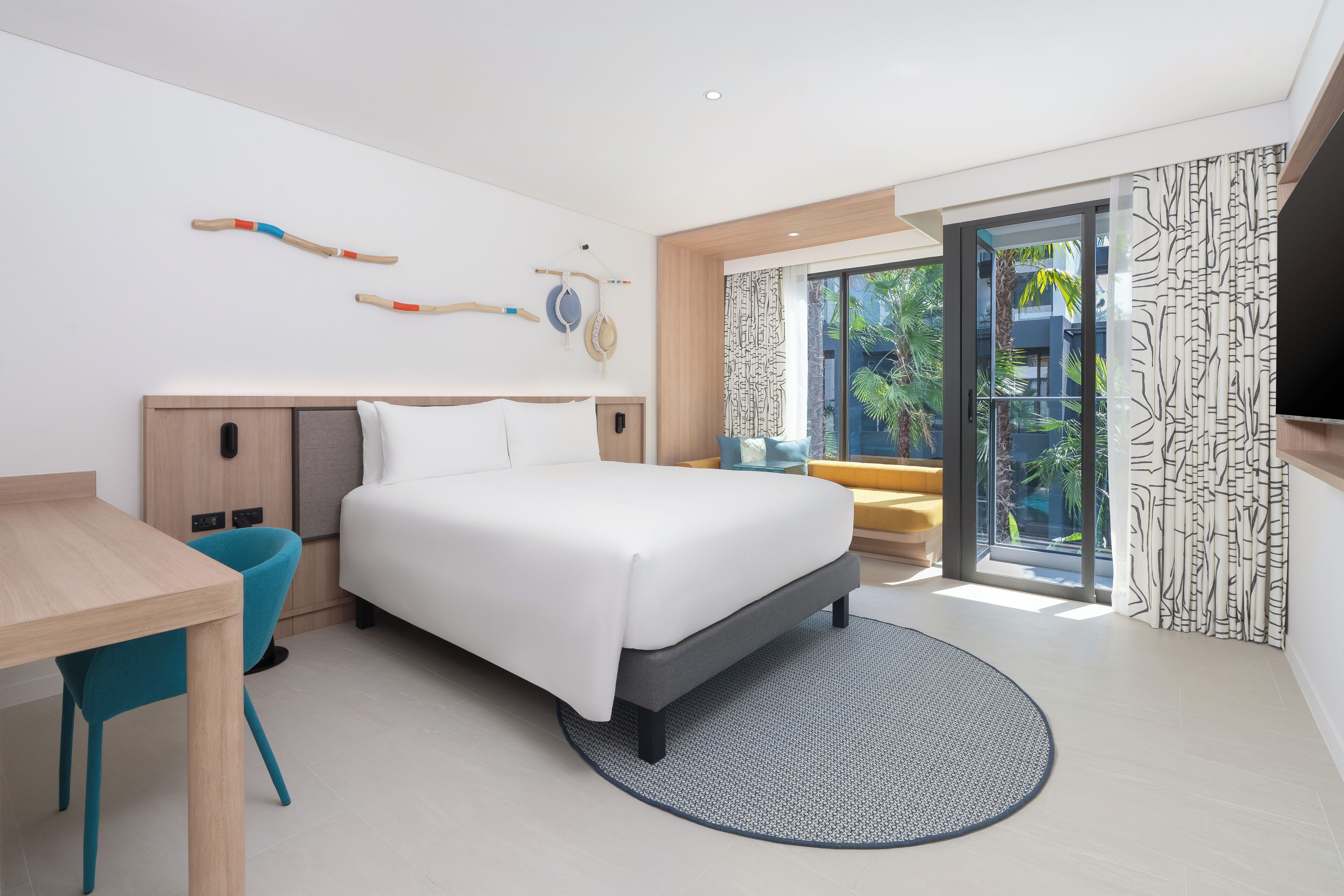 Quarto superior, 1 cama de casal e sofá-cama, sacada | Vista para a cidade