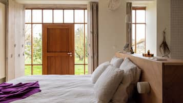 5 chambres, fer et planche à repasser, accès Internet, draps fournis