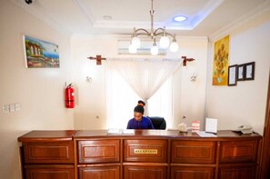 Lobby - Explora Lodge (Arusha)