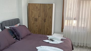 Basic Room, City View