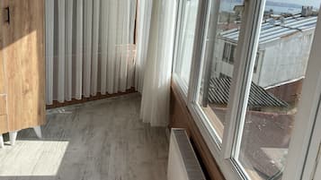 Comfort Twin Room, Sea View | Interior