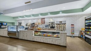 Gift shop - Ocean View Escape: 2BR Villa at Marriott’s Oceana Palms (Riviera Beach)