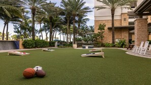 Property grounds - Ocean View Escape: 2BR Villa at Marriott’s Oceana Palms (Riviera Beach)