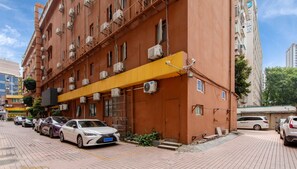 Exterior - Winsome Hotel-GZ Gangding Metro Station (Guangzhou)