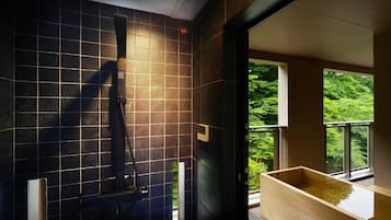 Suite Junior, non-fumeur, balcon | Spa | Service de massage