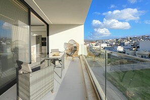 Property grounds - Executive 3-Bedroom Deluxe Stay (Heraklion)
