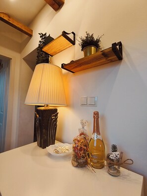 Interior - Stylish loft-style apartment & air-conditioned (Plaidt)