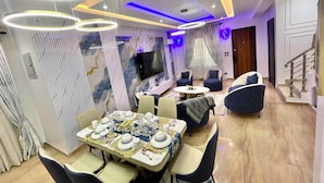 تناول الطعام