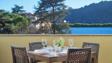 Apartamento (2 Bedrooms) | Parte interna