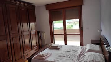 Fer et planche à repasser, Wi-Fi, draps fournis