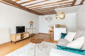 Televisio, työhuone