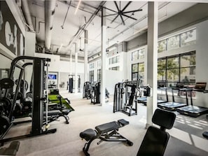 Fitness facility - LUXURY 1-bedroom apartment in superb Frisco near Toyota Stadium. (Frisco)