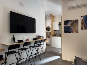 Romantic Condo, City View | Private kitchen | High chair