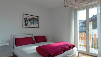 3 Schlafzimmer, Schreibtisch, Reisekinderbett, kostenloses WLAN