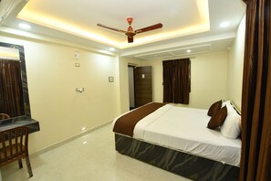 Iron/ironing board, free WiFi - Sri Vijay Balaji Mahal (Tiruvannamalai)