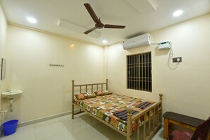 Iron/ironing board, free WiFi - Sri Vijay Balaji Mahal (Tiruvannamalai)