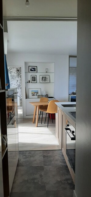 Interior - Mini Penthouse T3, box and building on the beach (La Baule-Escoublac)