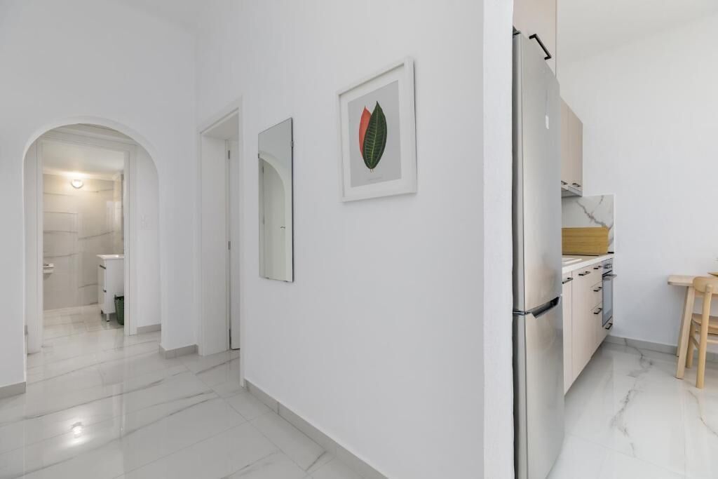 Apartment, 2 Double Beds, City View | Interior