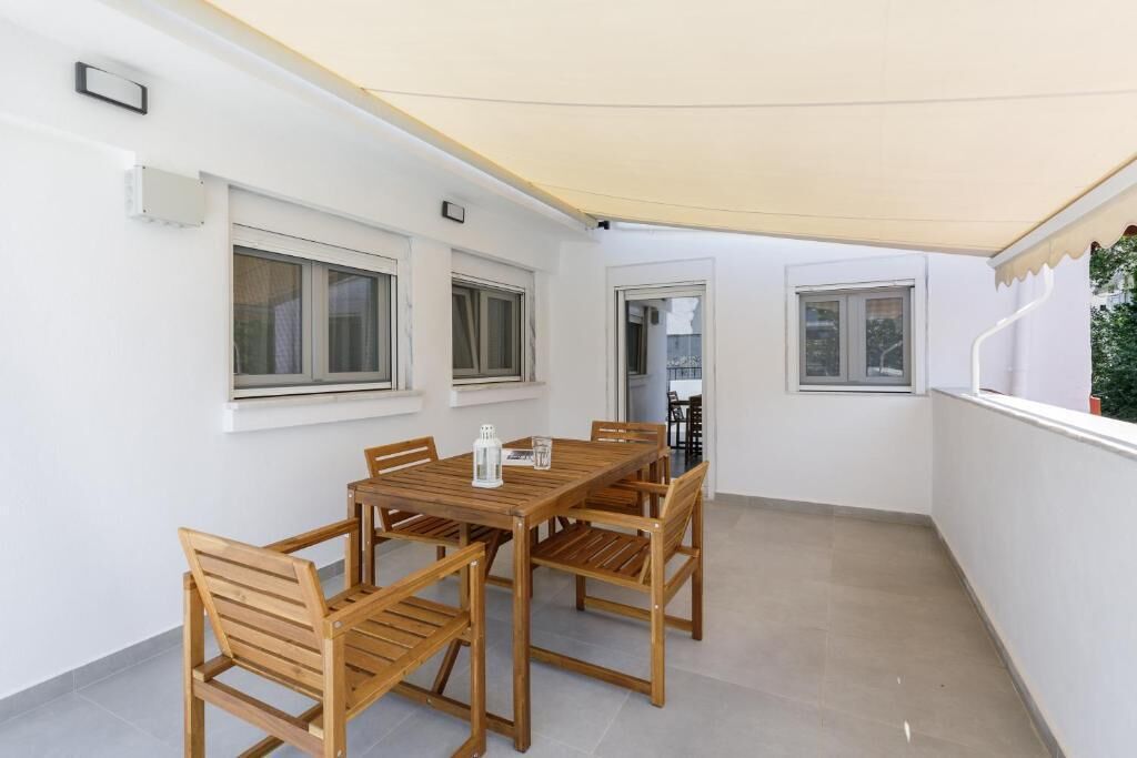 Apartment, 2 Bedrooms, City View | Outdoor dining