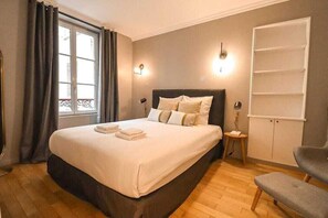 1 bedroom, WiFi, bed sheets - Apartment near Eiffel Tower - 1BR 2/4 persons (Paris)
