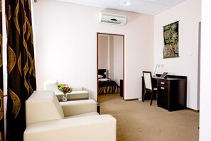 Studio - utsikt mot staden | Vardagsrum