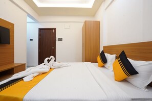 Deluxe Room, City View