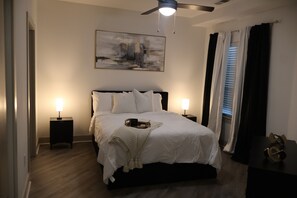 1 bedroom, iron/ironing board, WiFi, bed sheets - Modern Midtown 1BR VIP World Cup Experience (Atlanta)