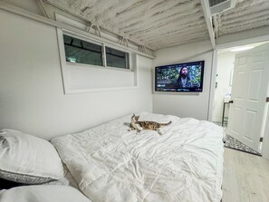 WiFi、ベッドシーツ