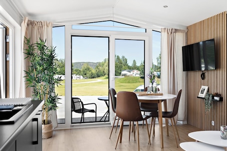 Área de sala de estar. First Camp Lunde Telemark