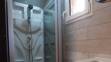 Toallas y papel de baño