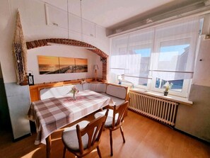 Dining - Vrbo Property (Norden)