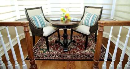 King Bedroom Studio - Victorian Guest House Studio - Luxury Apartment